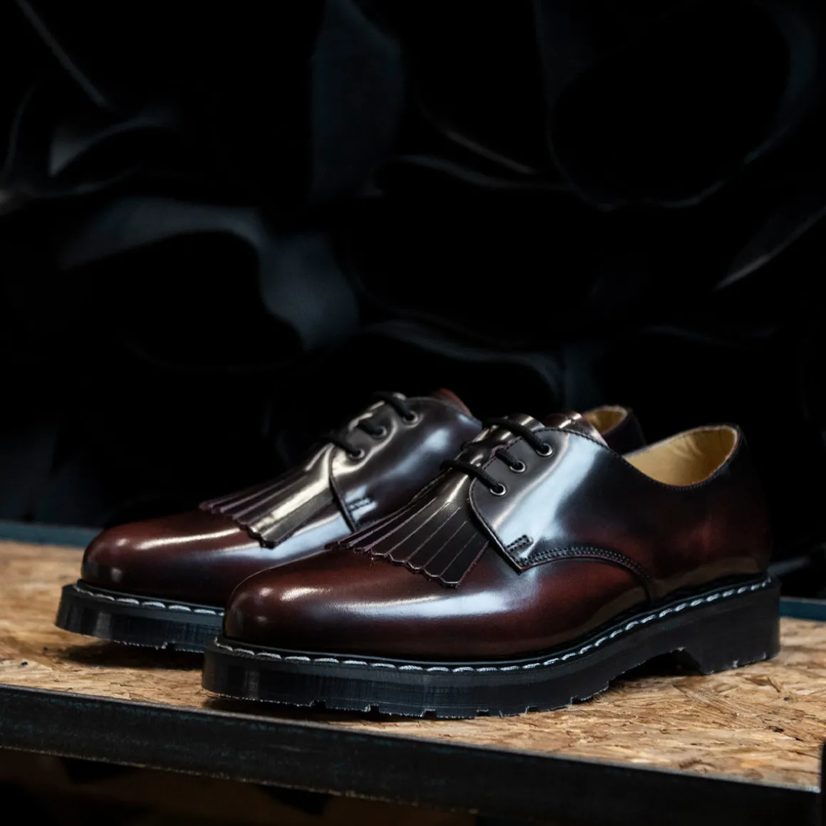 Cheap Burgundy Rub-Off Gibson Shoe & Shoe Kiltie Bundles | Logger Boots